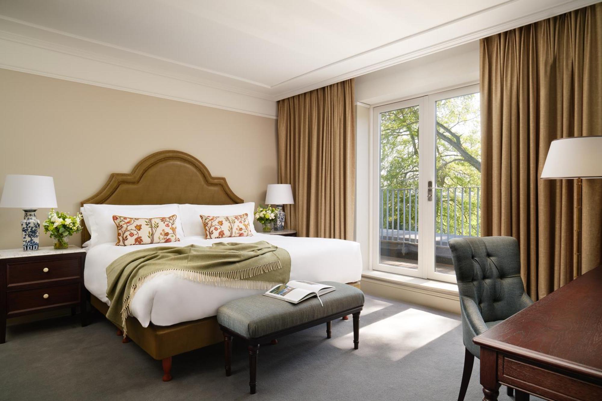 Carton House A Fairmont Managed Hotel Мейнут Екстер'єр фото A bedroom at the hotel